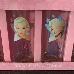 NEW Marilyn Monroe Drinking Glasses